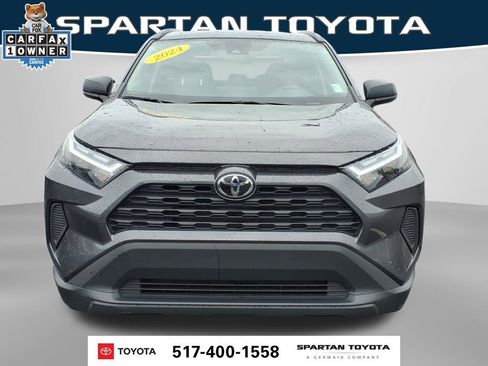 Used 2025 Toyota RAV4 LE AWD/4WD image 3