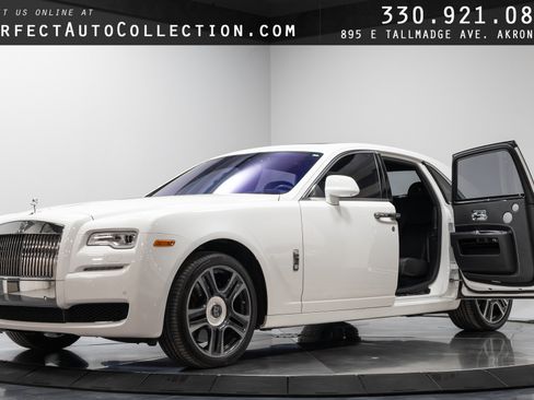Used 2016 Rolls-Royce Ghost image 1
