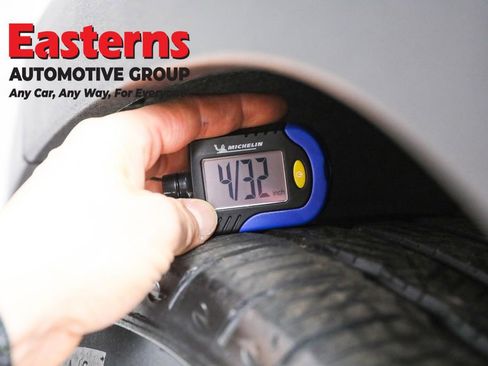 Used 2021 GMC Terrain SLT w/ Infotainment Package II image 30