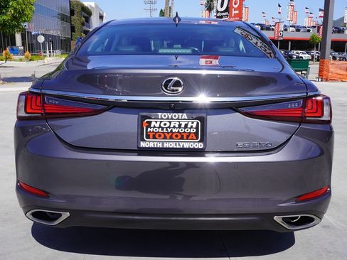 Used 2024 Lexus ES 350 w/ Premium Package FWD image 6