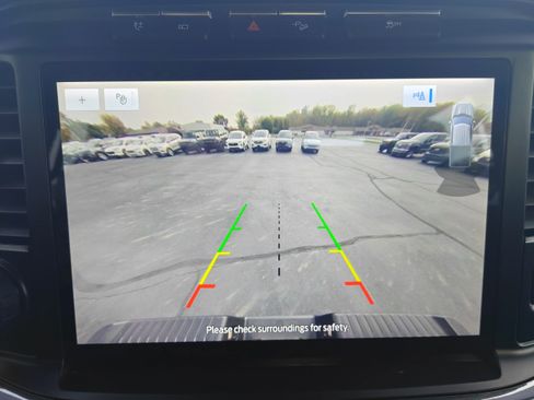 Used 2022 Ford F150 XLT w/ Equipment Group 302A High image 13