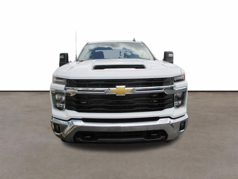 Used 2025 Chevrolet Silverado 2500 LT w/ Convenience Package AWD/4WD image 7