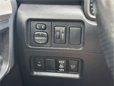 Used 2011 Toyota 4Runner Limited AWD/4WD image 28