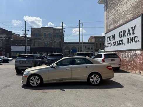 Used 2013 Mercedes-Benz E 350 BlueTEC Sedan image 5
