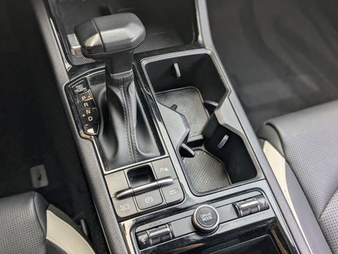 Used 2025 Kia K5 GT-Line image 12