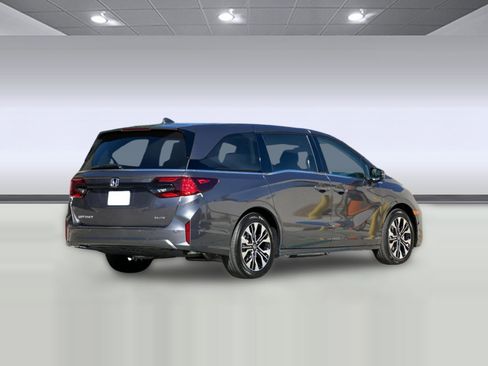 New 2026 Honda Odyssey Elite image 8