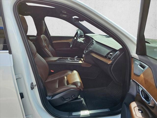 Used 2019 Volvo XC90 T8 Inscription w/ Protection Package AWD/4WD image 10