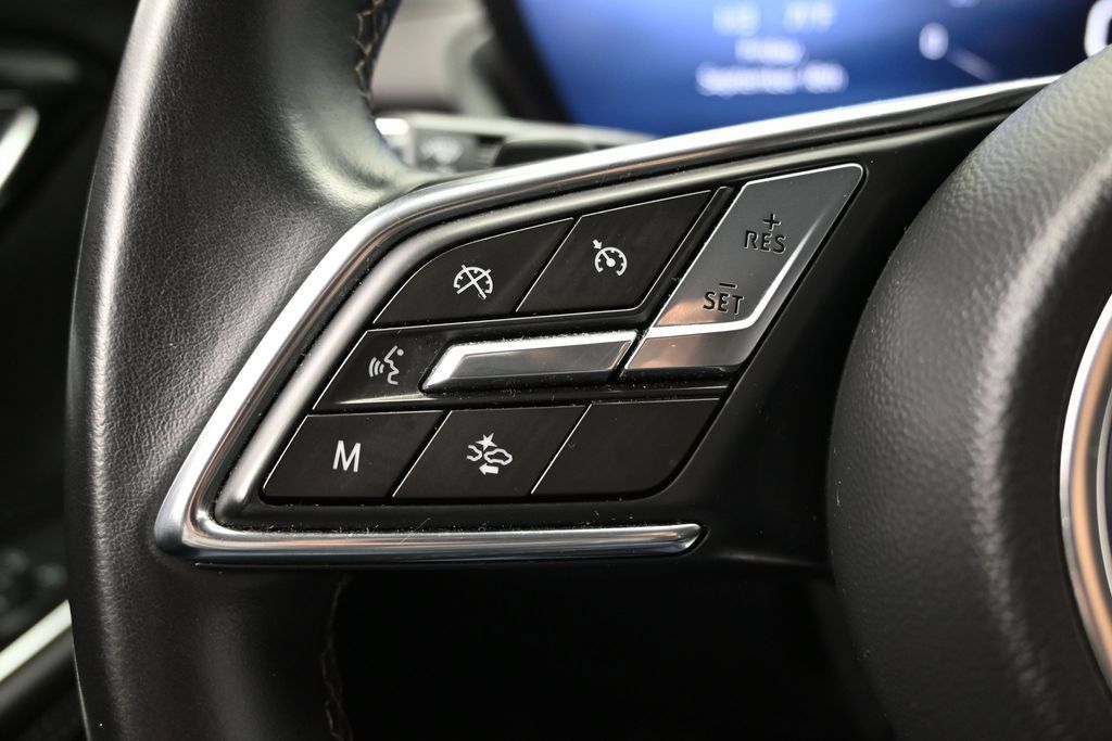 Used 2024 Buick Envision Preferred AWD/4WD image 25