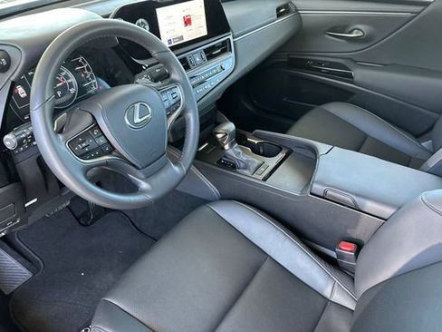 Used 2024 Lexus ES 350 w/ Accessory Package (Z2) FWD image 11