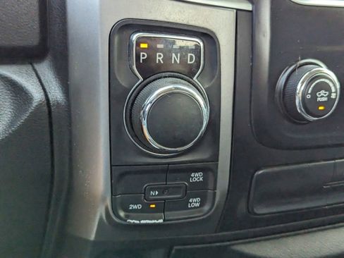 Used 2021 RAM 1500 Classic SLT image 23