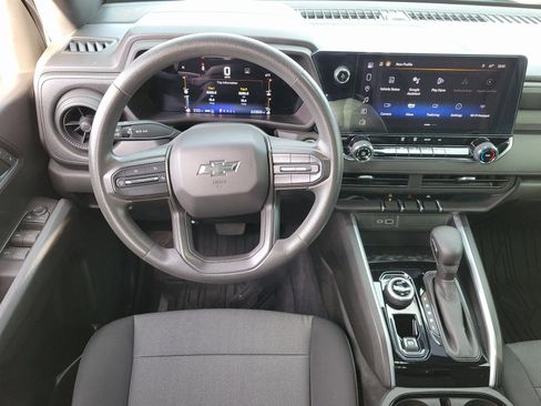 Used 2023 Chevrolet Colorado Trail Boss w/ Advanced Trailering Package image 9