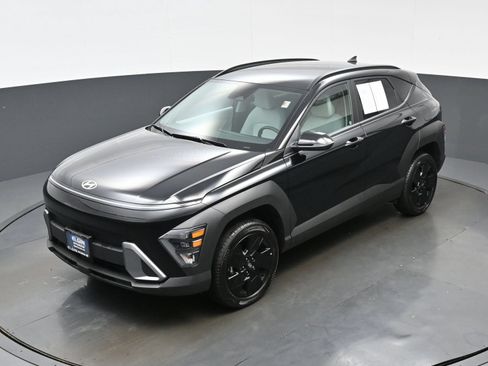 Certified 2026 Hyundai Kona SEL Sport AWD/4WD image 32