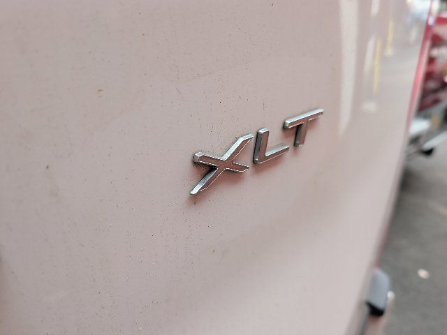 Used 2023 Ford Transit 350 XLT RWD image 3