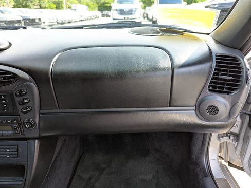 Used 1998 Porsche Boxster RWD image 30