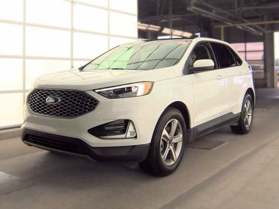 Used 2024 Ford Edge SEL w/ Convenience Package