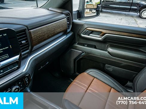 Used 2025 Chevrolet Silverado 3500 High Country w/ High Country Premium Package AWD/4WD image 48