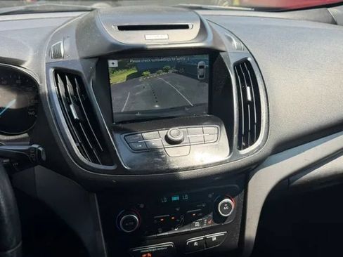 Used 2018 Ford Escape SEL FWD image 5