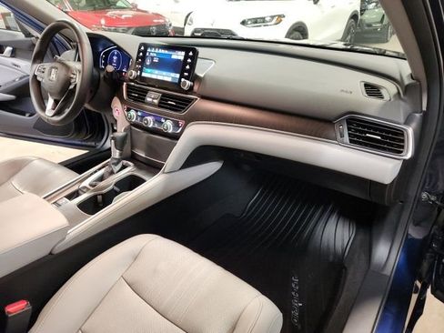 Used 2018 Honda Accord EX-L image 31