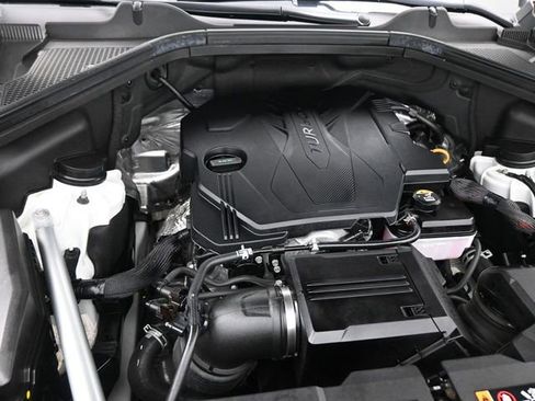 Used 2024 Genesis GV80 2.5T image 25