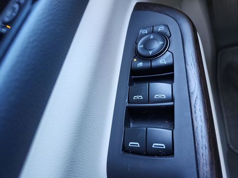 Used 2020 GMC Acadia Denali w/ Trailering Package image 22