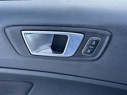 Used 2018 Ford EcoSport SE w/ SE Cold Weather Package image 25