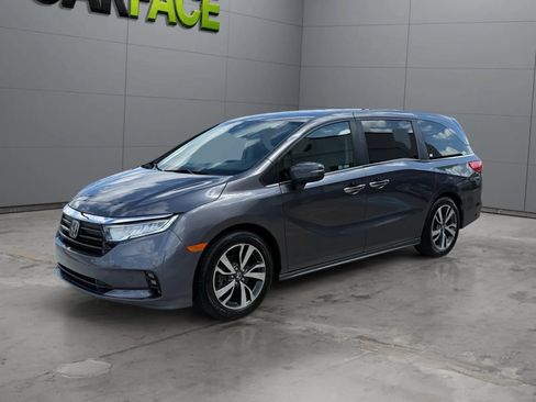Used 2021 Honda Odyssey Touring image 5