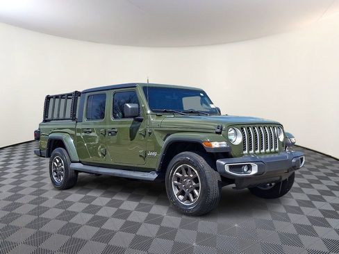 Used 2021 Jeep Gladiator Overland w/ Popular Equipment Package AWD/4WD image 1