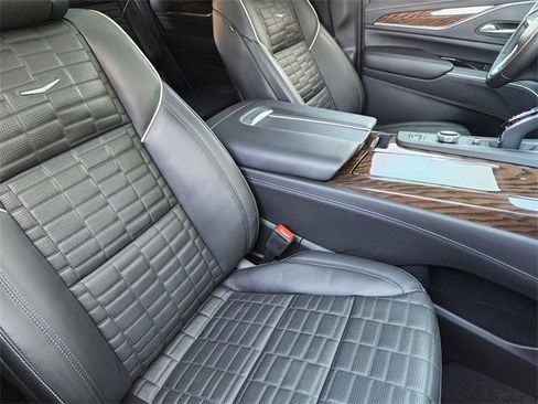 Used 2023 Cadillac Escalade Sport Platinum w/ LPO, ONYX Package image 10