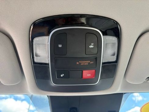 Used 2025 Hyundai Sonata SEL FWD image 24