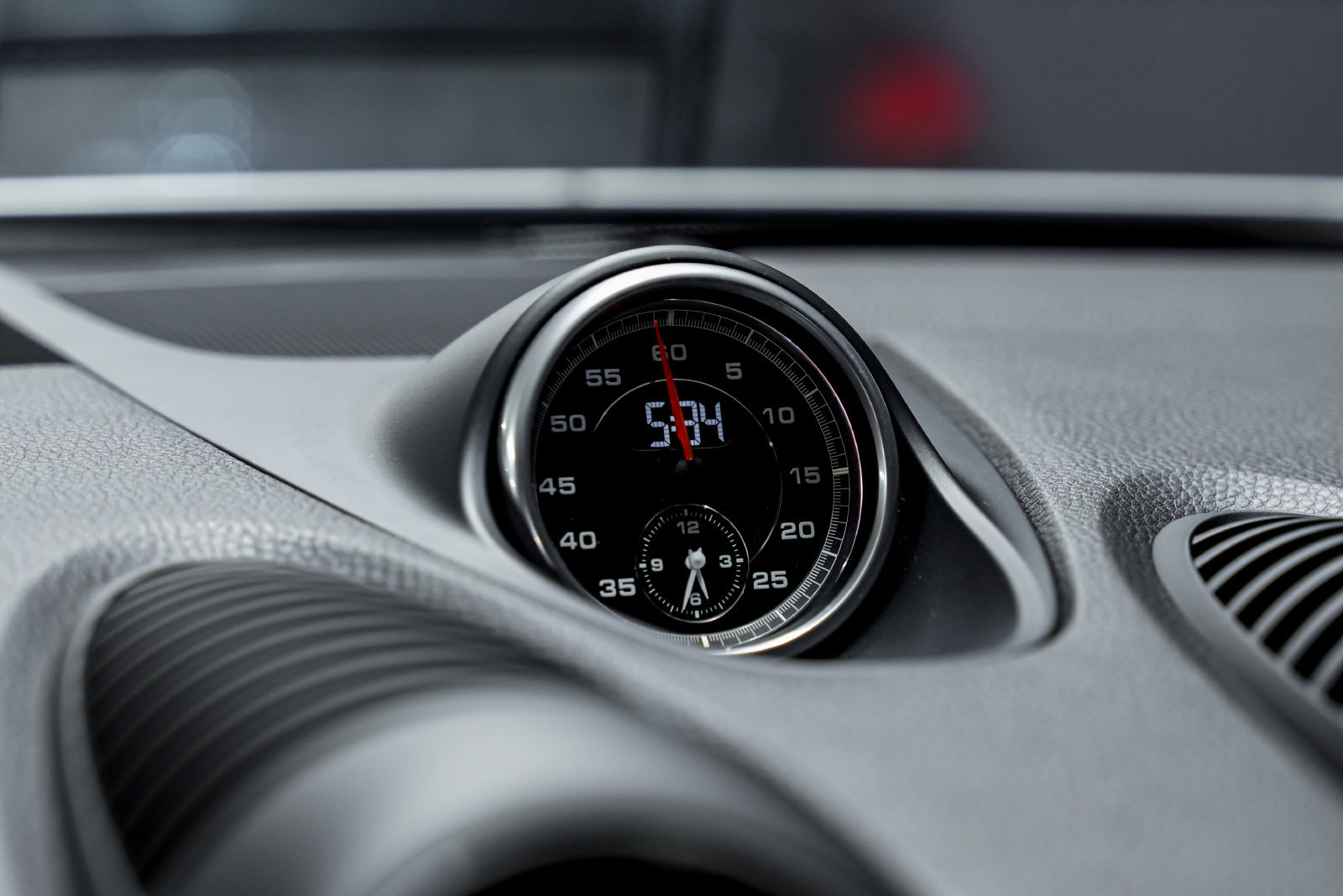 Used 2024 Porsche 718 Cayman RWD image 12