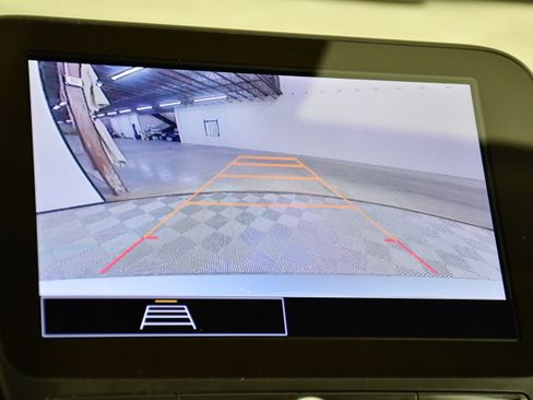 Used 2024 Chevrolet Malibu LT image 27