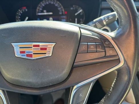 Used 2018 Cadillac XT5 Luxury w/ Driver Awareness Package FWD image 21
