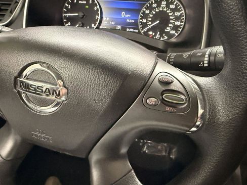 Used 2019 Nissan Murano S AWD/4WD image 19