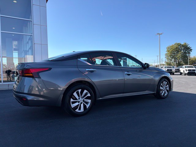 Used 2025 Nissan Altima 2.5 S FWD image 5