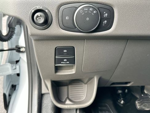 New 2026 Ford Transit 250 148 Medium Roof w/ Load Area Protection Package image 17