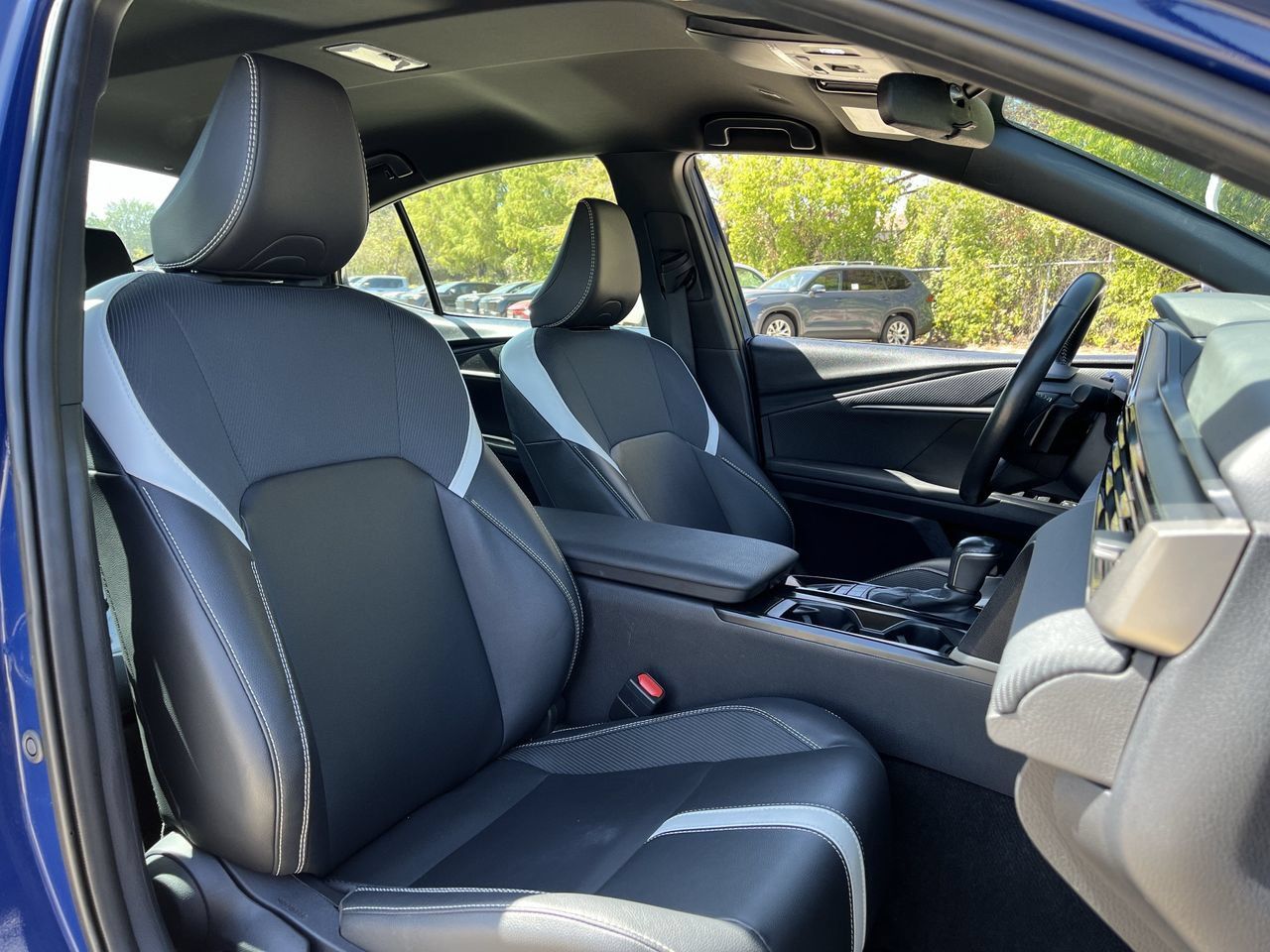 Used 2025 Toyota Camry SE FWD image 24