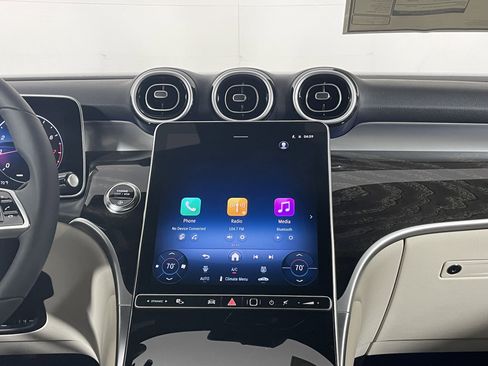 New 2026 Mercedes-Benz GLC 300 image 17