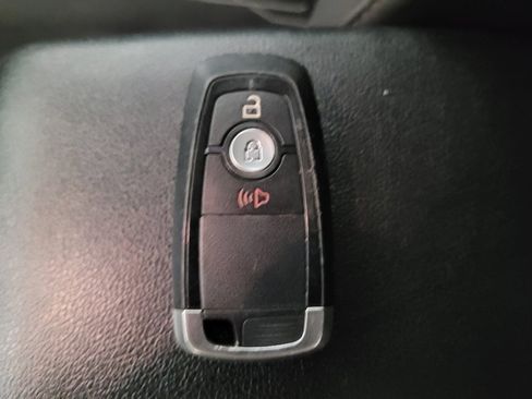 Used 2019 Ford EcoSport SE w/ SE Convenience Package FWD image 32