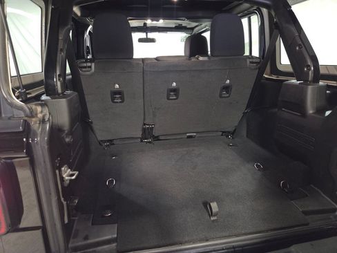 Certified 2022 Jeep Wrangler Unlimited Sport AWD/4WD image 24