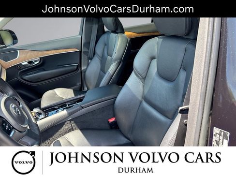 Used 2023 Volvo XC90 B6 Core w/ Protection Package Premier AWD/4WD image 13