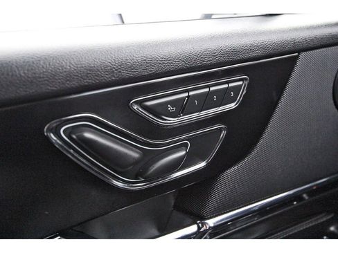 Used 2020 Lincoln Corsair Reserve w/ Appearance Package image 21