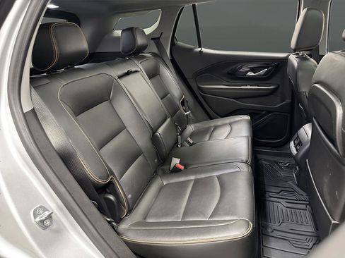 Used 2022 GMC Terrain AT4 w/ Infotainment Package II image 32