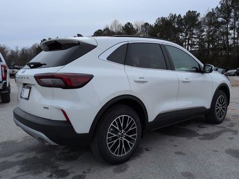 New 2026 Ford Escape SE w/ PHEV Premium Package image 4