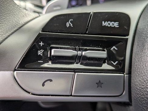 Used 2022 Hyundai Tucson Blue image 9