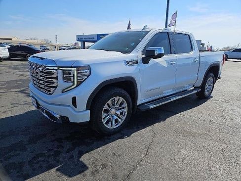 Used 2024 GMC Sierra 1500 Denali image 2