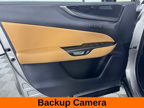 Used 2025 Lexus NX 350h AWD w/ Premium Package image 10