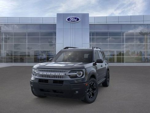 New 2025 Ford Bronco Sport Outer Banks image 2