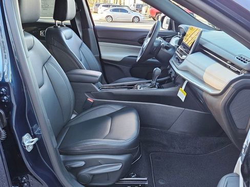 New 2026 Jeep Compass Limited image 15