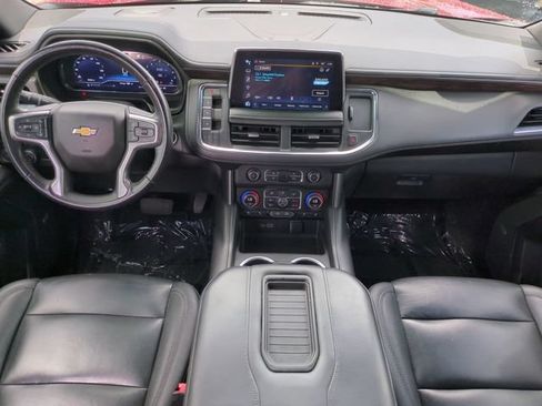Used 2022 Chevrolet Suburban LT w/ LT Signature Plus Package AWD/4WD image 18