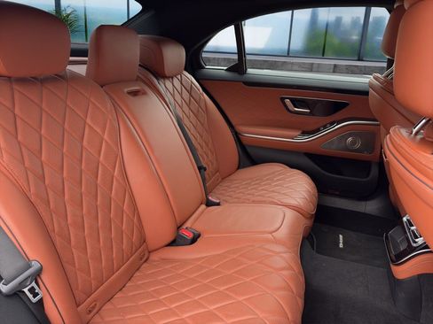 Used 2023 Mercedes-Benz S 580 4MATIC Sedan image 19